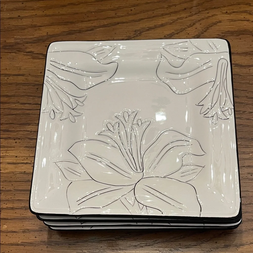 Laurie‎ Gates Antilles dinnerware Set